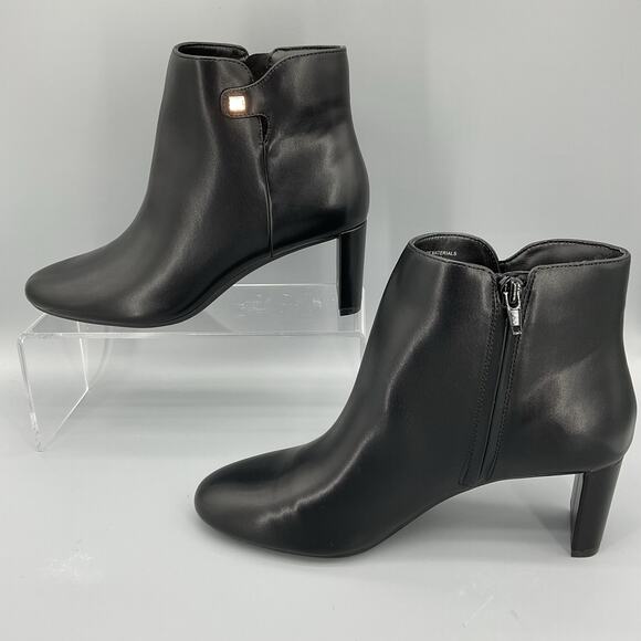 NEW Alfani Women’s PAAM Faux Leather Sleek Booties Black Size 7.5M - Picture 2 of 10